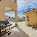 El Yuka , Heated Pool Βίλα *