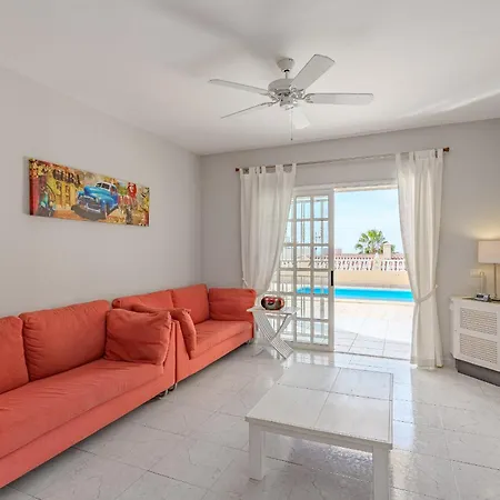 וילה El Yuka , Heated Pool