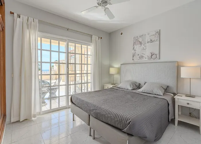 El Yuka , Heated Pool Villa